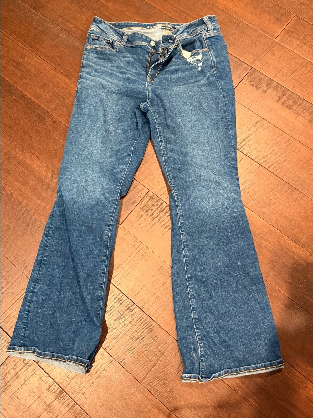 American Eagle Kick Boot Cut jeans